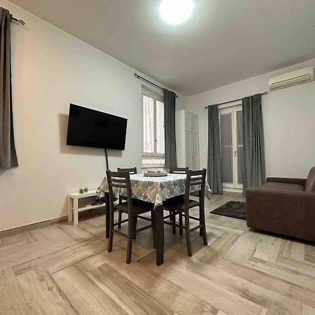 로마 Family Flat Near Metro A 아파트 외부 사진